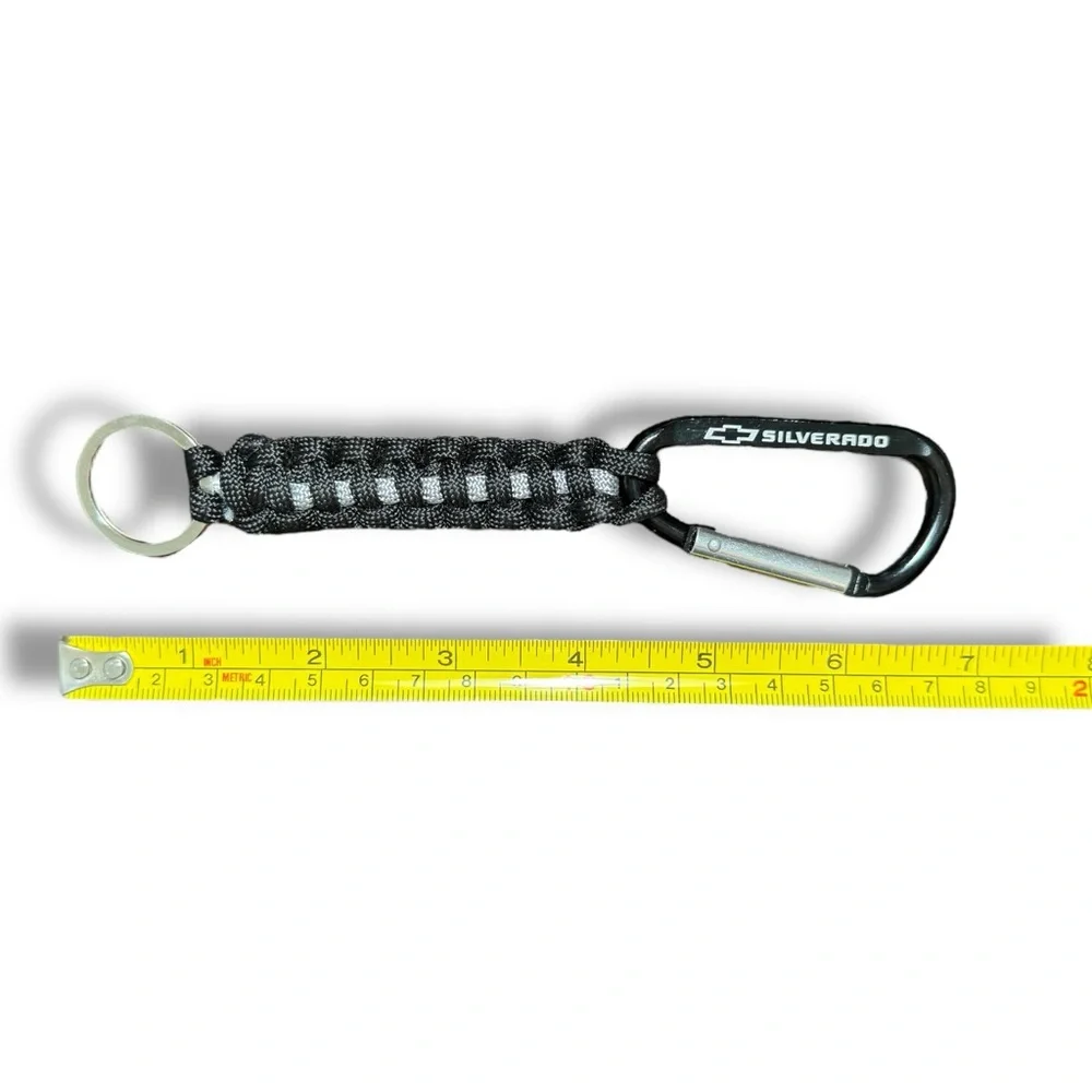 Silverado Keychain Carabiner with Paracord Black & Silver Utility